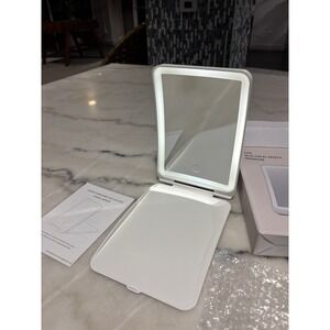 Fancii Taylor Compact Mirror LED Light with 10x Magnification, USB Rechargeable
